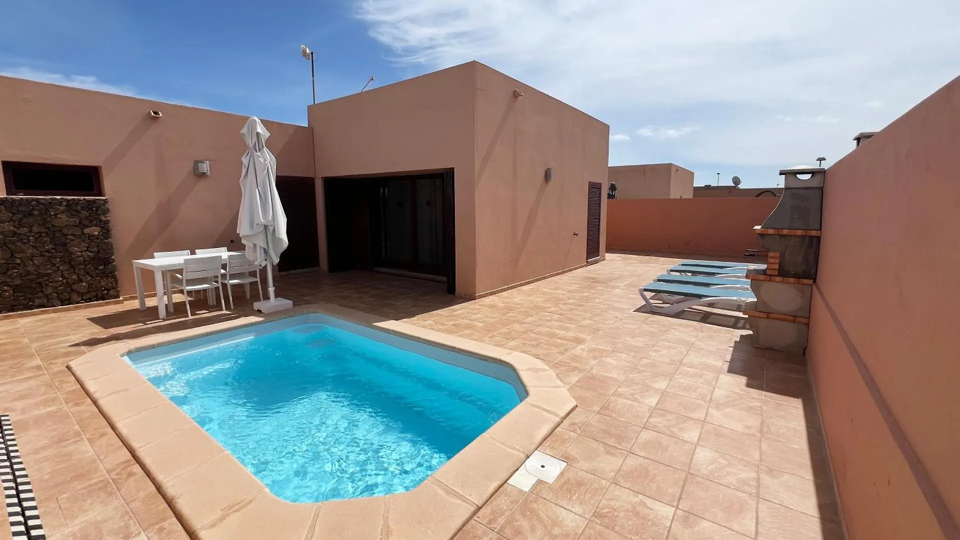 Anahi Homes Corralejo - Villa Brezo 3 라 올리바 0*,  스페인
